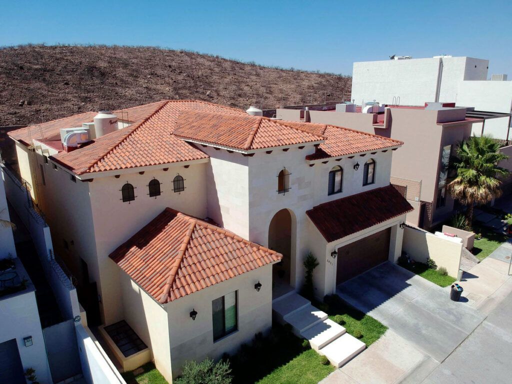 teja de barro y piedra natural resistencia al calor lluvia granizo