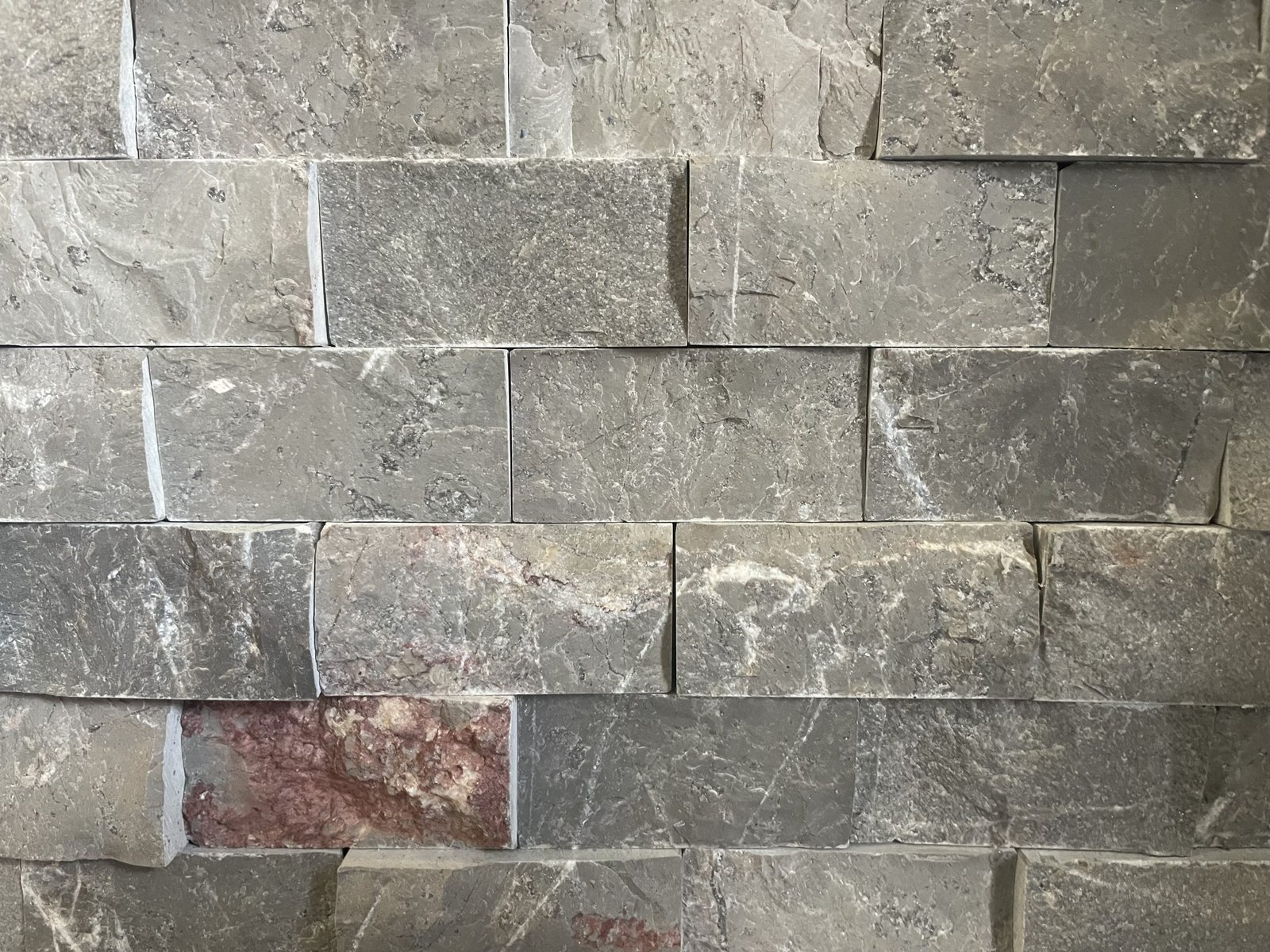 Santo Tomás 2.5 tronchado — muestra del material