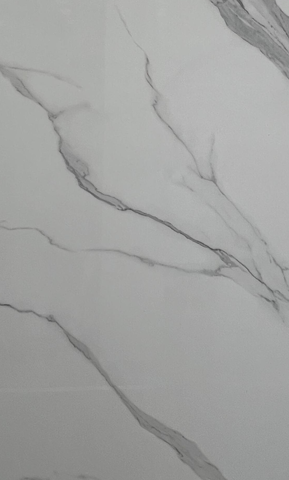 Calacatta White (Caras A, B) — muestra del material