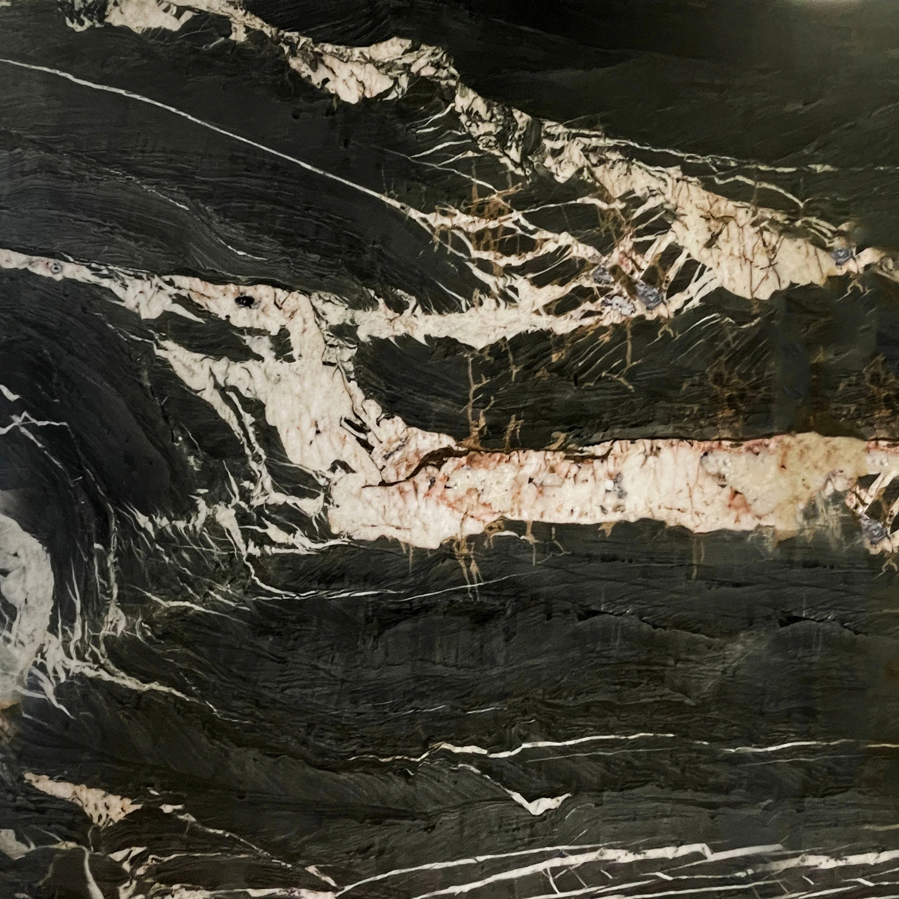 Textura de cuarcita Mandrak proporcionada por MARMO